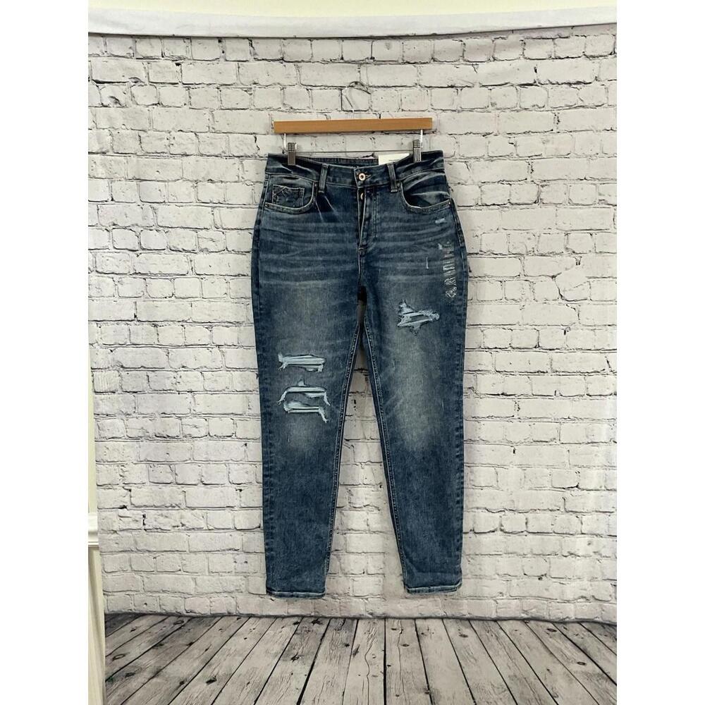 Maurices High-Rise‎ Boyfriend Jeans Distressed Style Size 10 Button Fly
